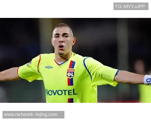 本泽马:从足球天才到传奇前锋的辉煌旅程与成就解析 本泽马:从足球天才到传奇前锋的辉煌旅程与成就解析